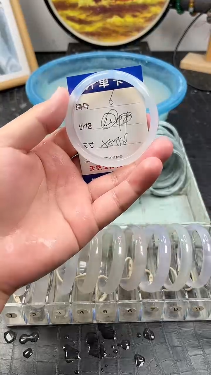 未镶嵌玛瑙手镯6玛瑙手镯