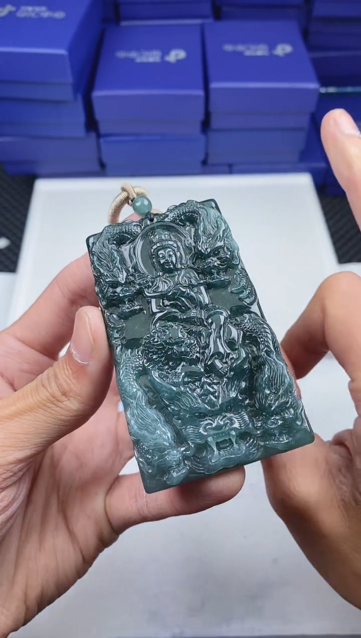翡翠未镶嵌颈饰111111111