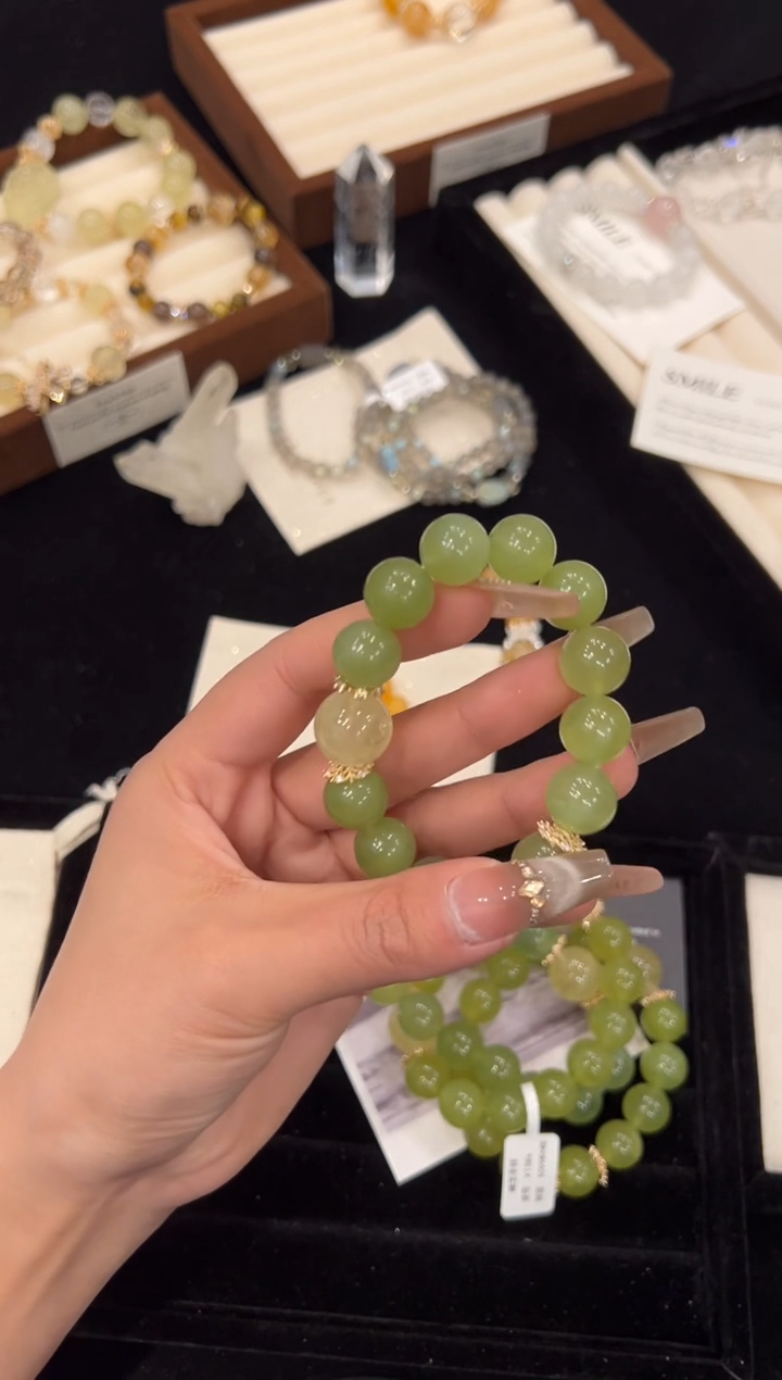 【闪购商品】水晶手链合金岫玉手链x1384