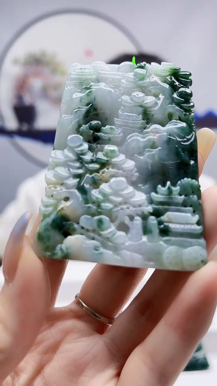 未镶嵌定制翡翠毛货挂件40