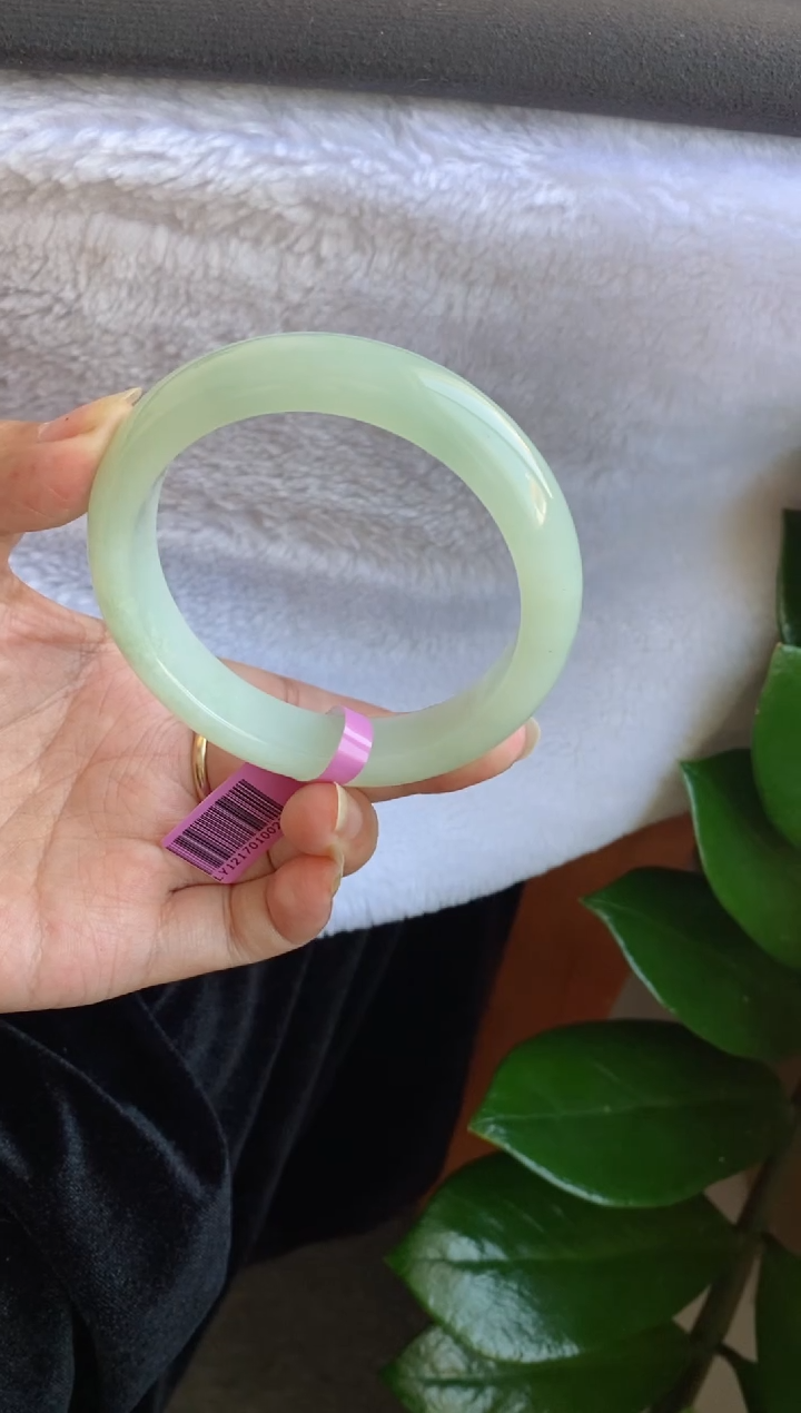 【闪购商品】翡翠手镯未镶嵌（十星强推）冰胶甜果绿19号