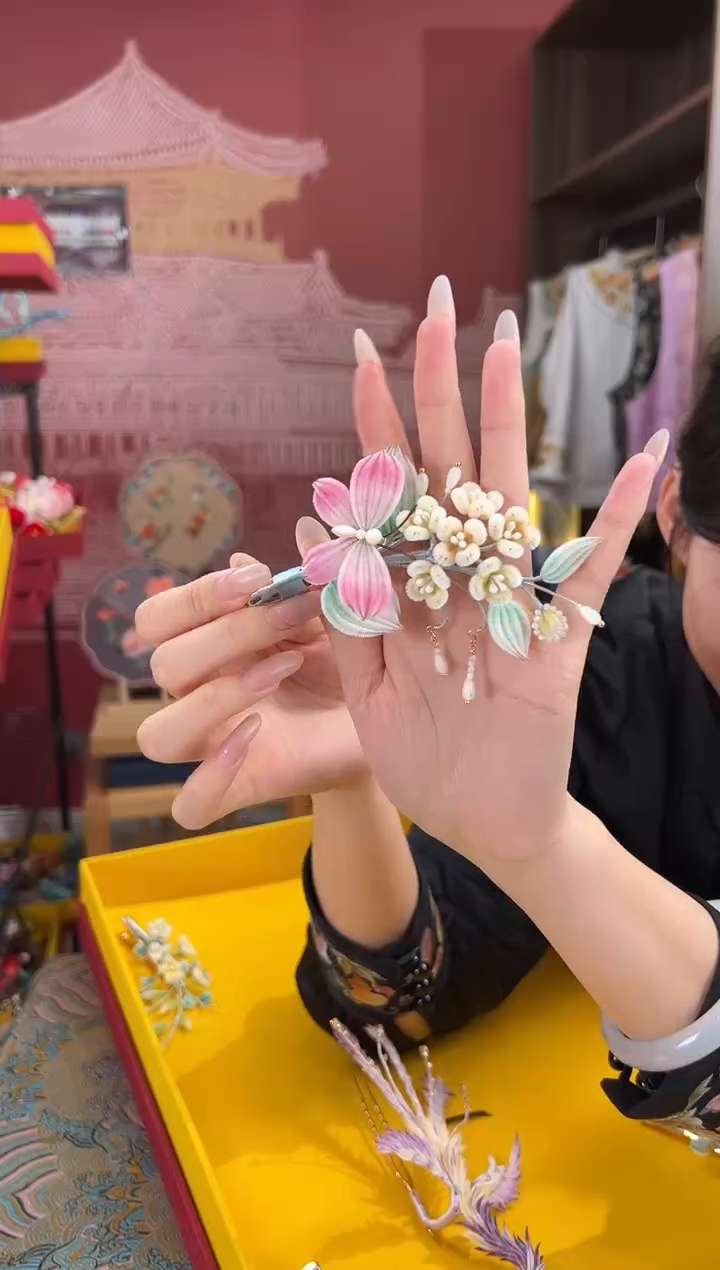 【闪购商品】刺绣非遗绒花（发饰）