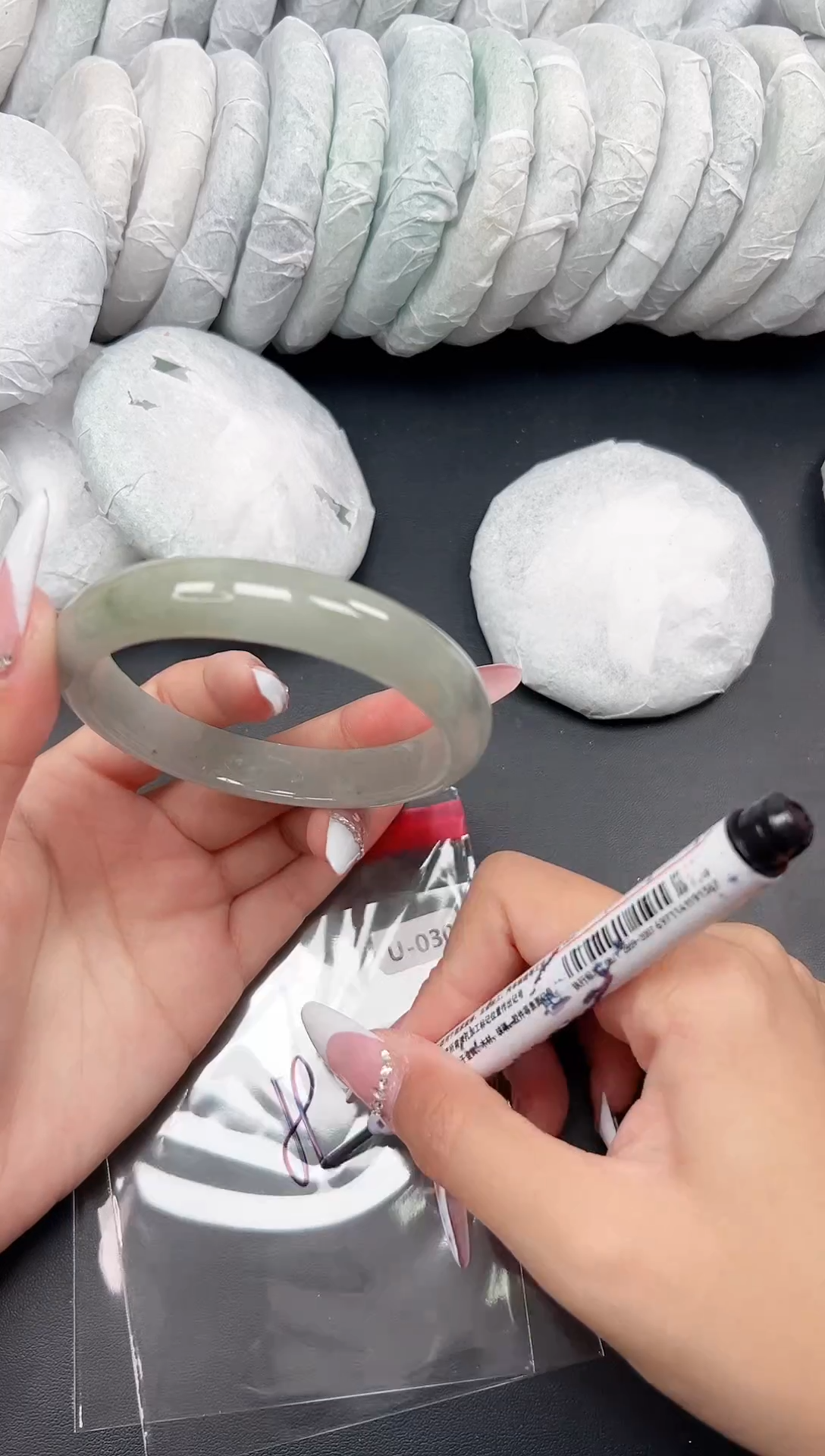 精品手镯 ，一物一拍U029