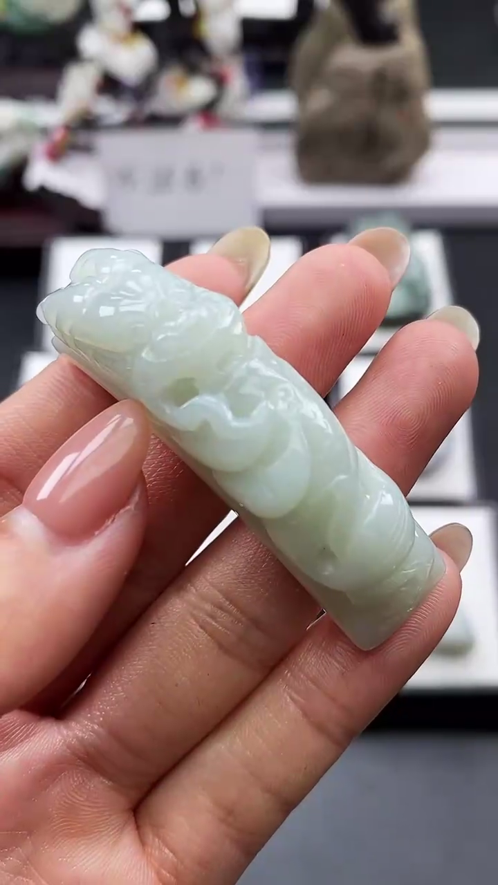 【闪购商品】翡翠颈饰未镶嵌天然缅甸A货翡翠