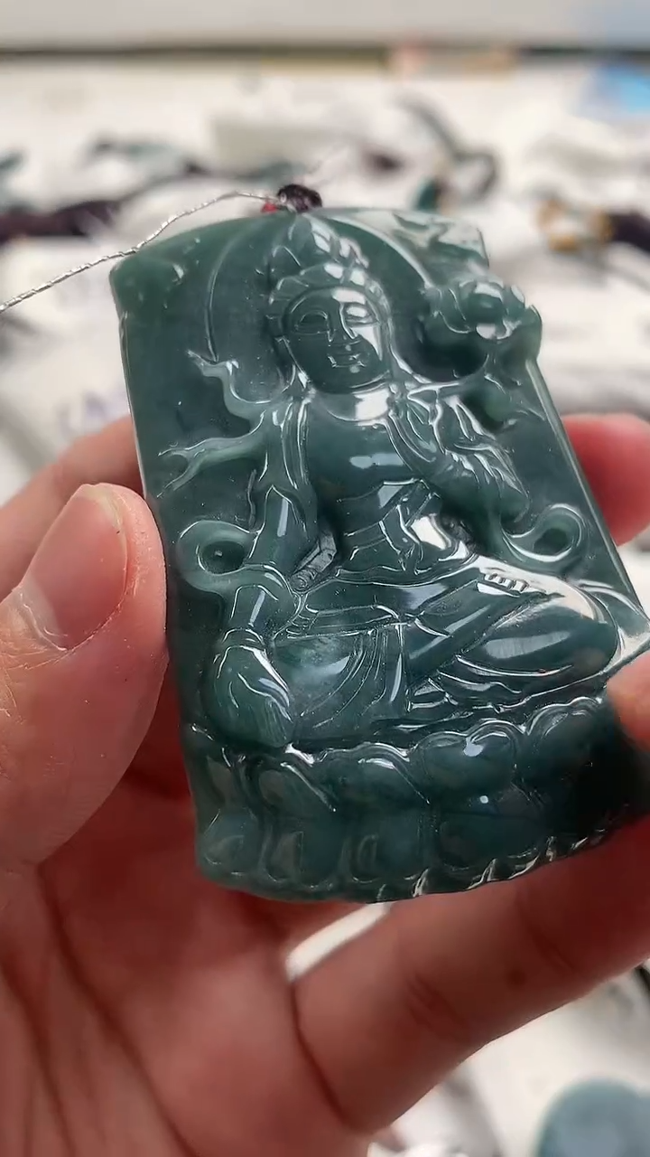 【闪购商品】翡翠颈饰未镶嵌8888888888888