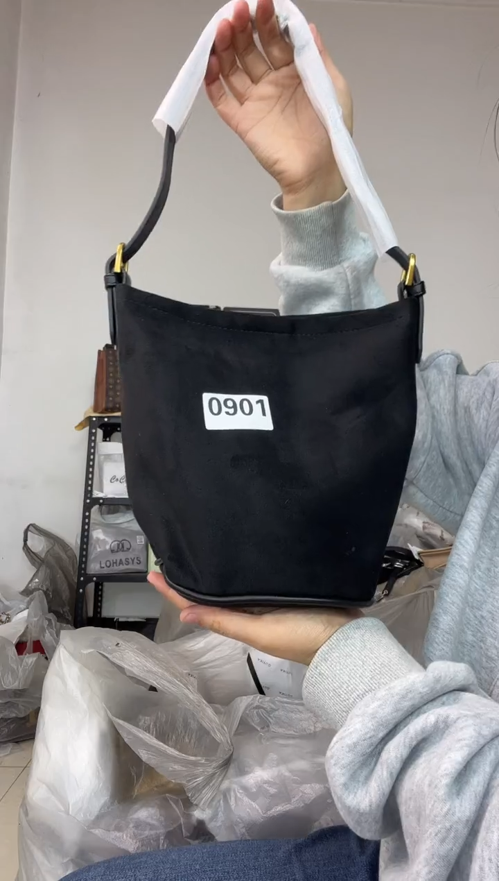 牛剖层皮革迪诺包包专拍链接901