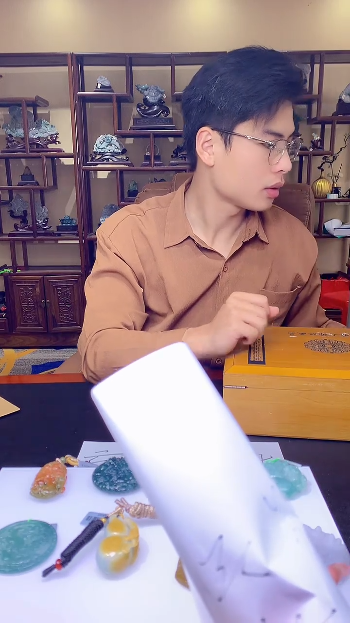 【闪购商品】定制翡翠未镶嵌8003jj-毛货挂件55
