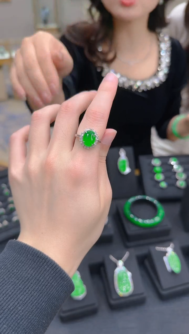 【闪购商品】翡翠戒指银S925镶嵌天然翡翠A货多样性发一件