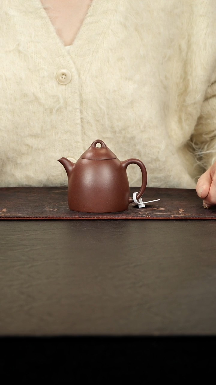 茶壶紫砂老紫泥秦权壶170cc