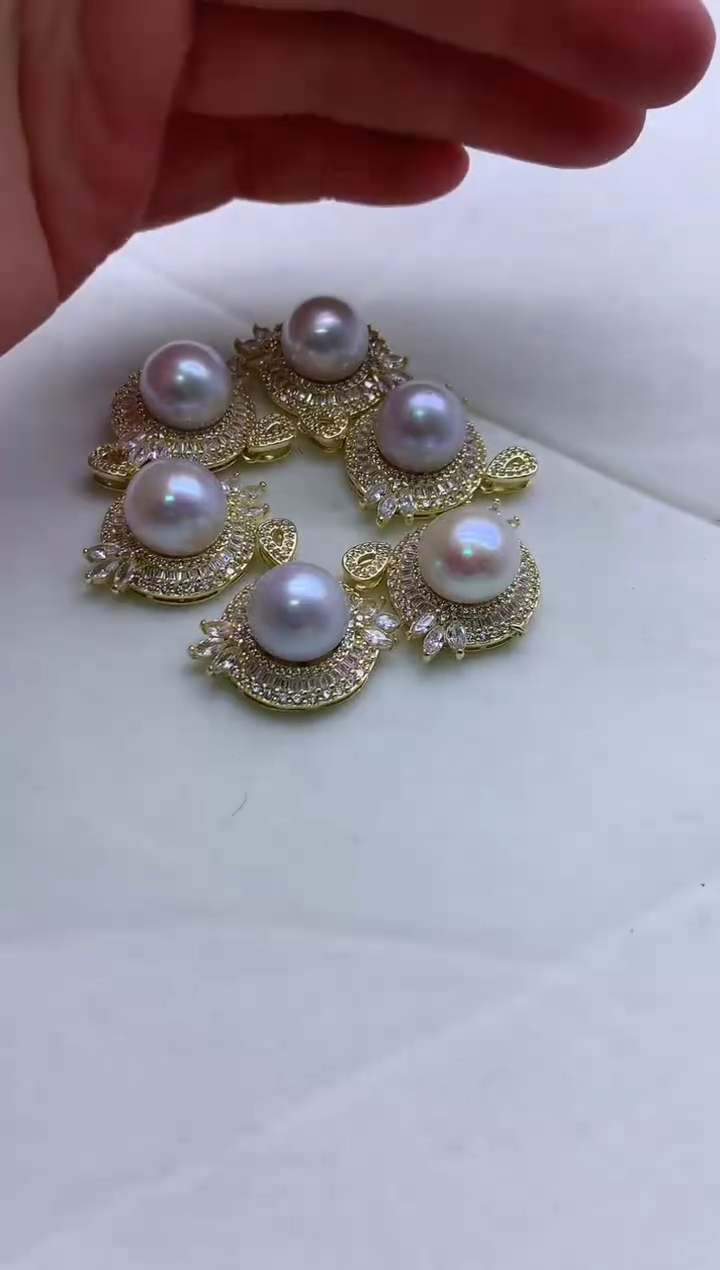 【闪购商品】淡水珍珠吊坠(不含链)合金多发其一