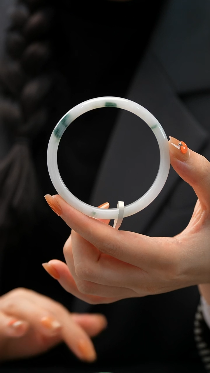 未镶嵌手镯翡翠H****酥定向