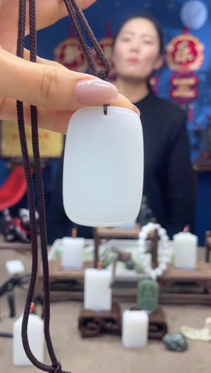 【闪购商品】和田玉颈饰未镶嵌1