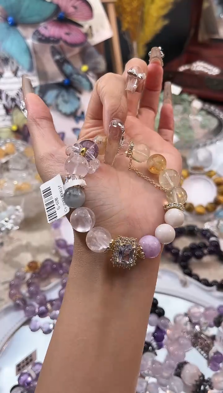 【闪购商品】水晶手链未镶嵌多样性发货颜色微差发其一