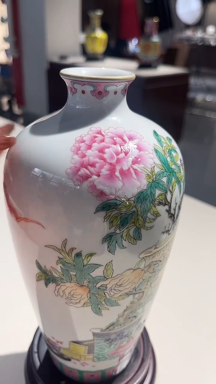 摆件陶瓷粉彩博古赏瓶