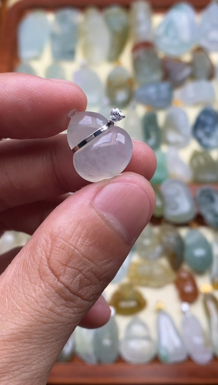 未镶嵌定制翡翠邢***。天然缅甸A货翡翠