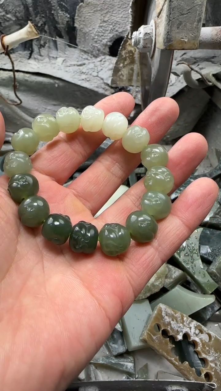 【闪购商品】和田玉颈饰未镶嵌手串 多样性