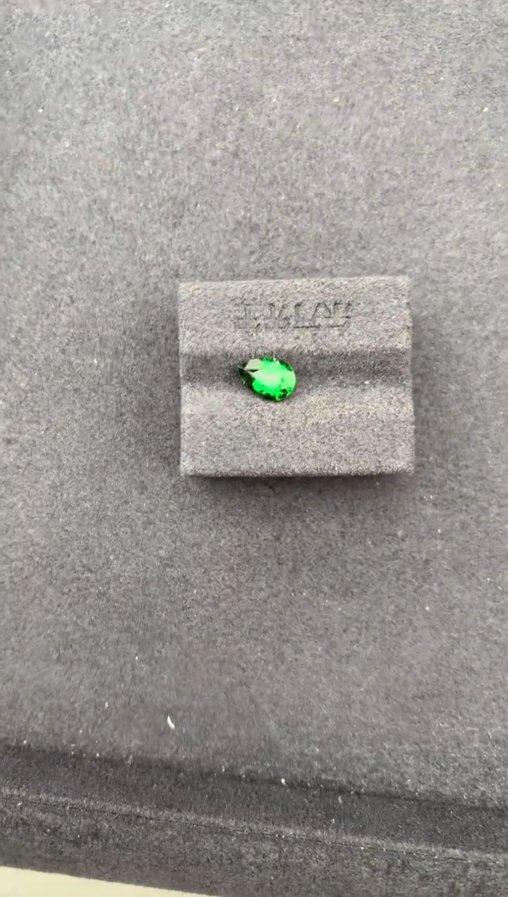 未镶嵌珠宝半成品碧玺0.85ct绿碧玺 定制  GE