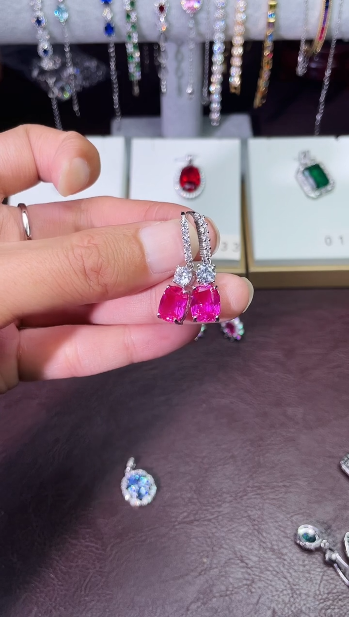 合金合成钻石热粉吊坠