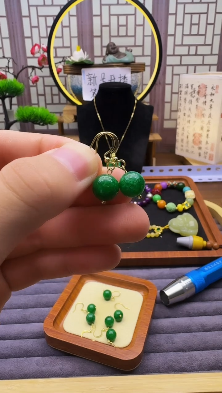 翡翠14K金镶嵌耳饰E02
