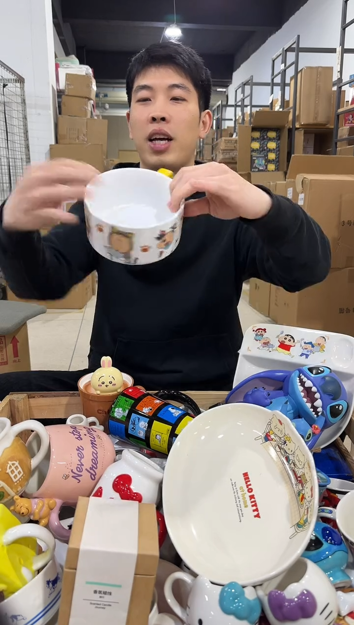 瓷片小新猫爪泡面碗