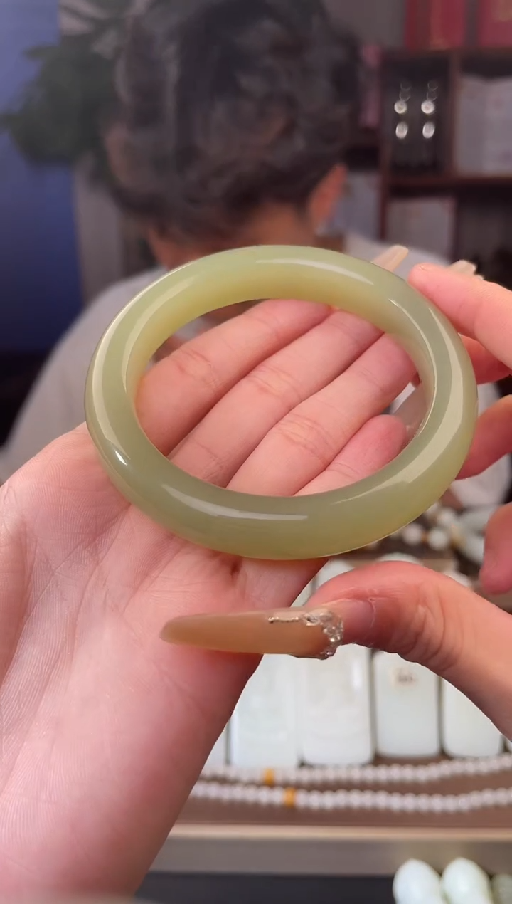 【闪购商品】和田玉未镶嵌手镯手镯（圈口可备注）