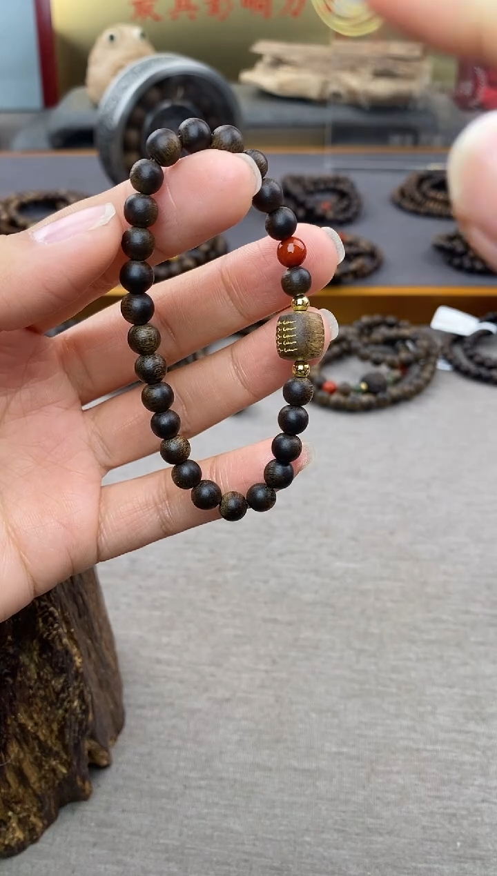 【闪购商品】沉香手串富森红土0.6+五条+配饰沉水单圈