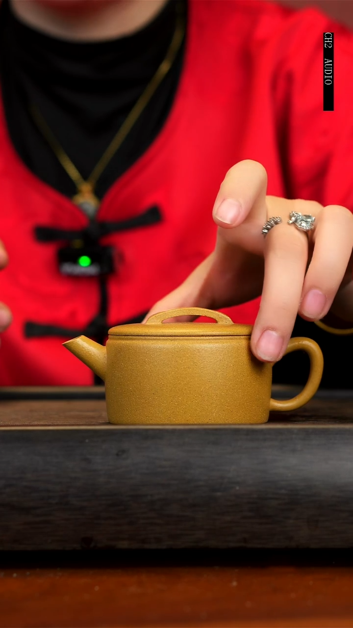 【闪购商品】紫砂茶壶黄段泥汉瓦壶130ml