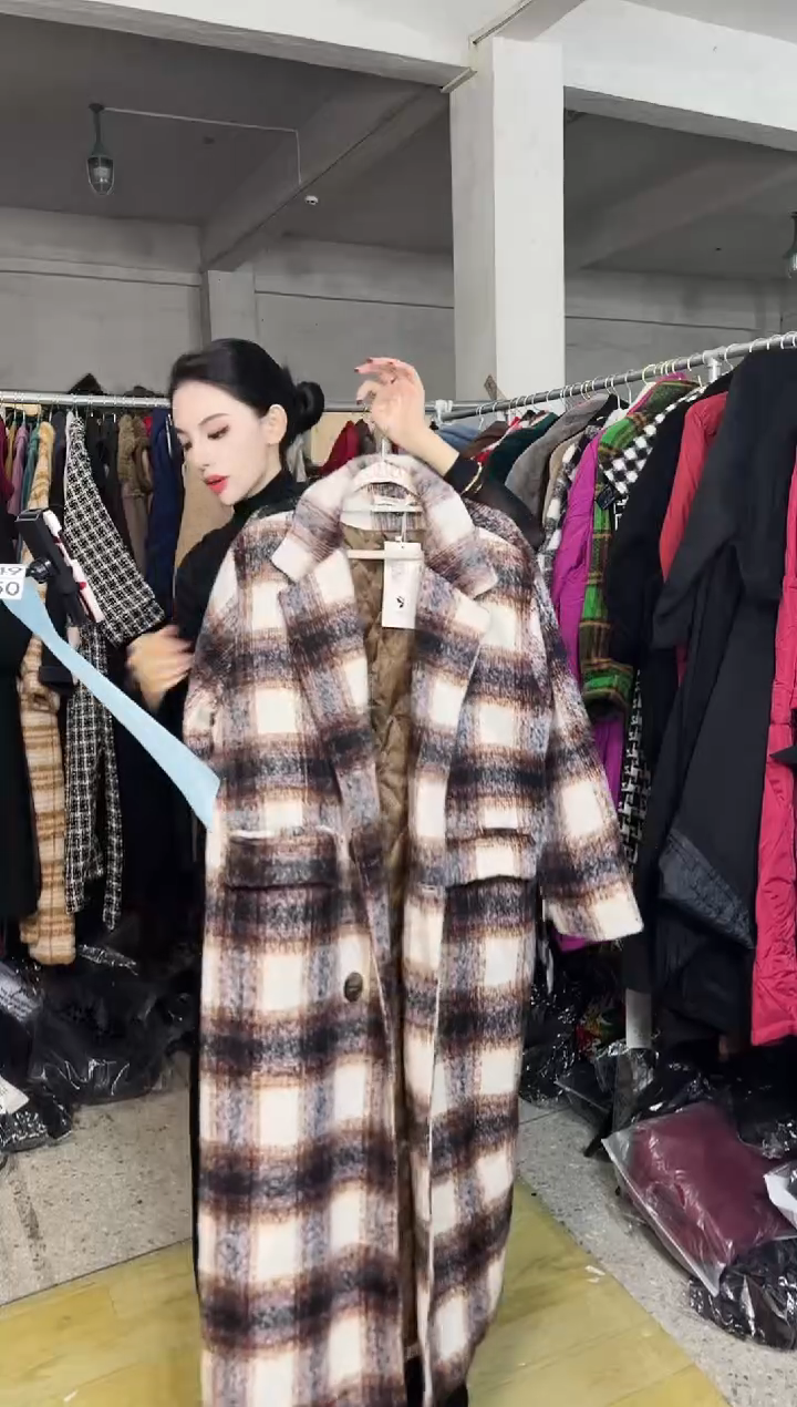 849闪购外套外披马甲打底裤子