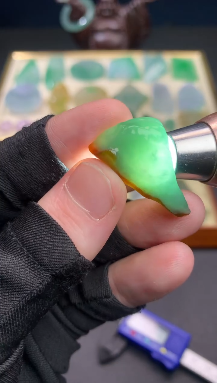 未镶嵌定制翡翠芳*子天然翡翠裸石