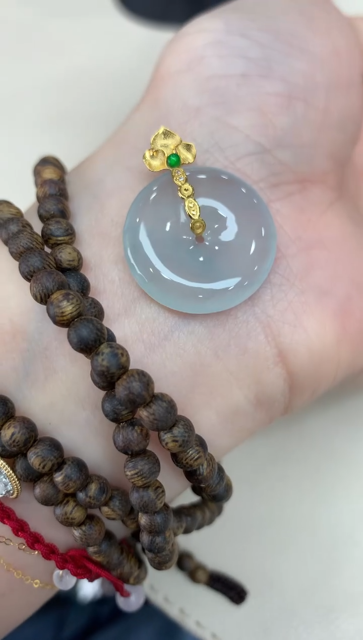 【闪购商品】翡翠吊坠(不含链)18K金镶嵌平安扣