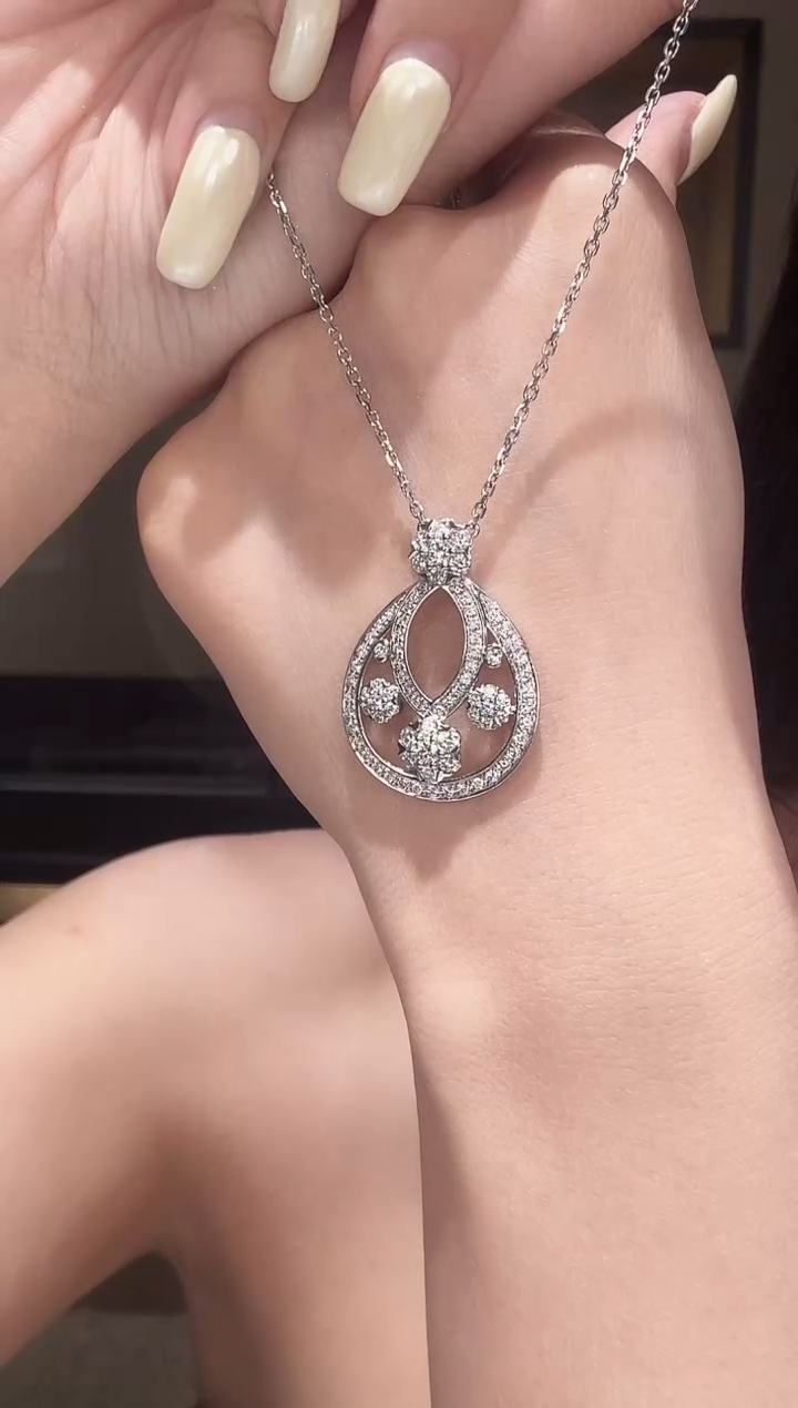 铂Pt950镶嵌项链钻石满钻大雪花项链