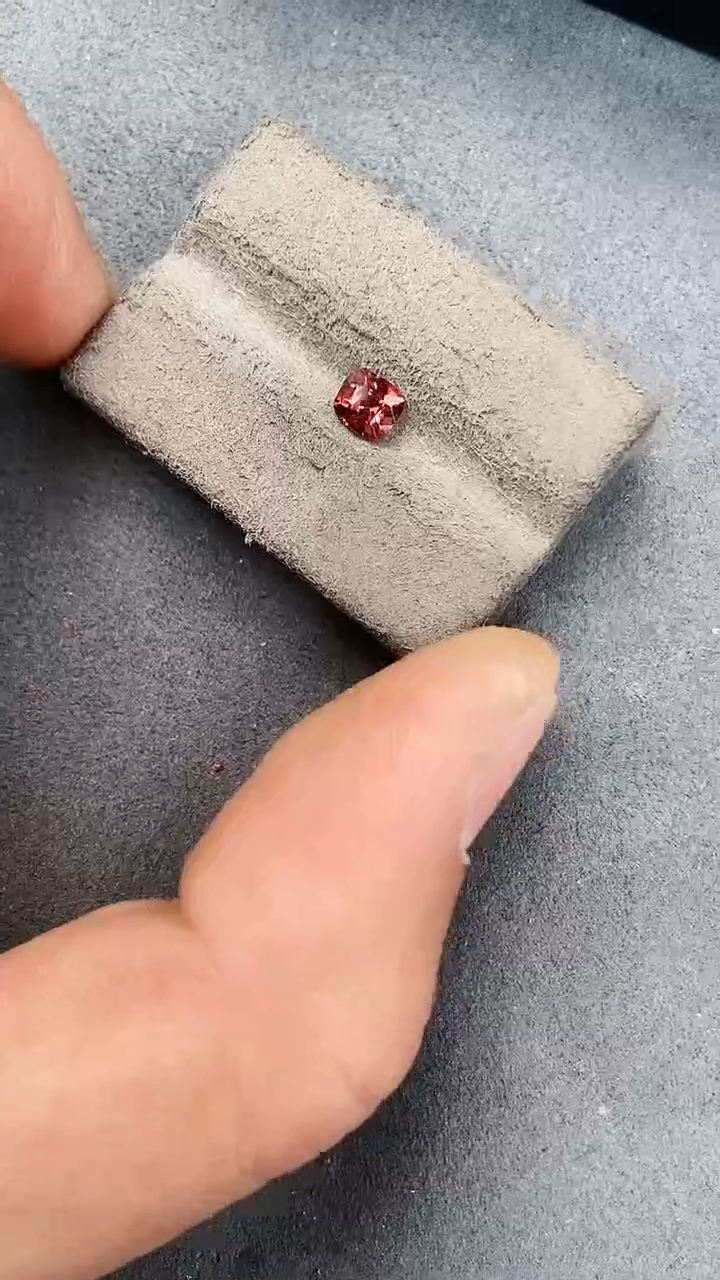 【闪购商品】尖晶石裸石未镶嵌0.71