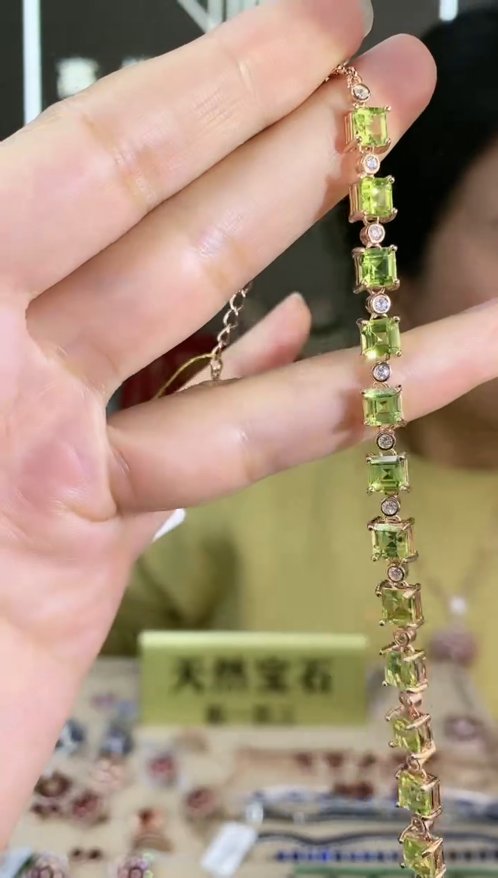 【闪购商品】橄榄石手链银S925镶嵌手链
