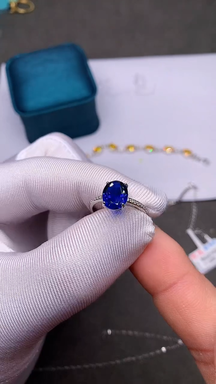 【闪购商品】蓝宝石戒指银S925镶嵌······