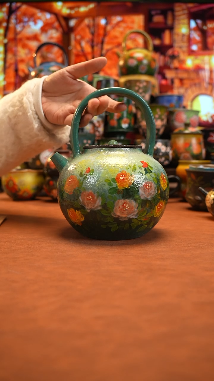 油画   釉下彩   壶