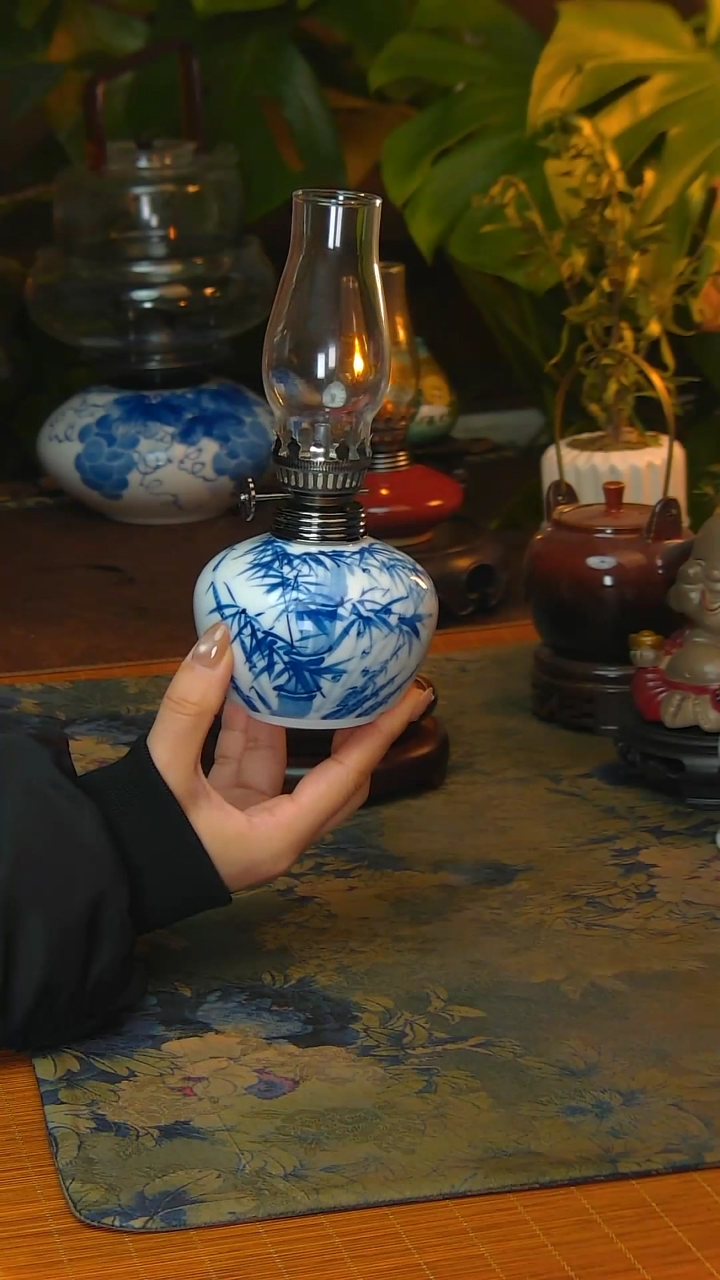 【闪购商品】景德镇陶瓷手工灯摆件