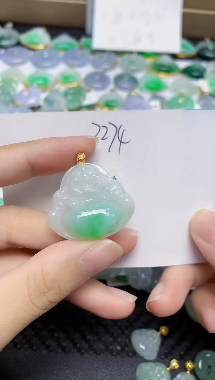 翡翠未镶嵌颈饰天然缅甸翡翠A货