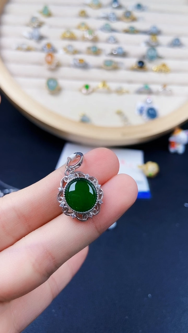 【闪购商品】翡翠颈饰银S925镶嵌56464