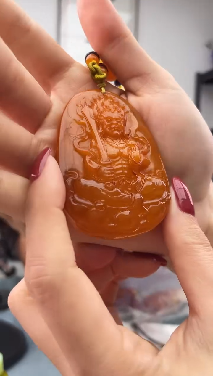 未镶嵌蜜蜡珠宝奇石假一罚十，026多样性发一件明王