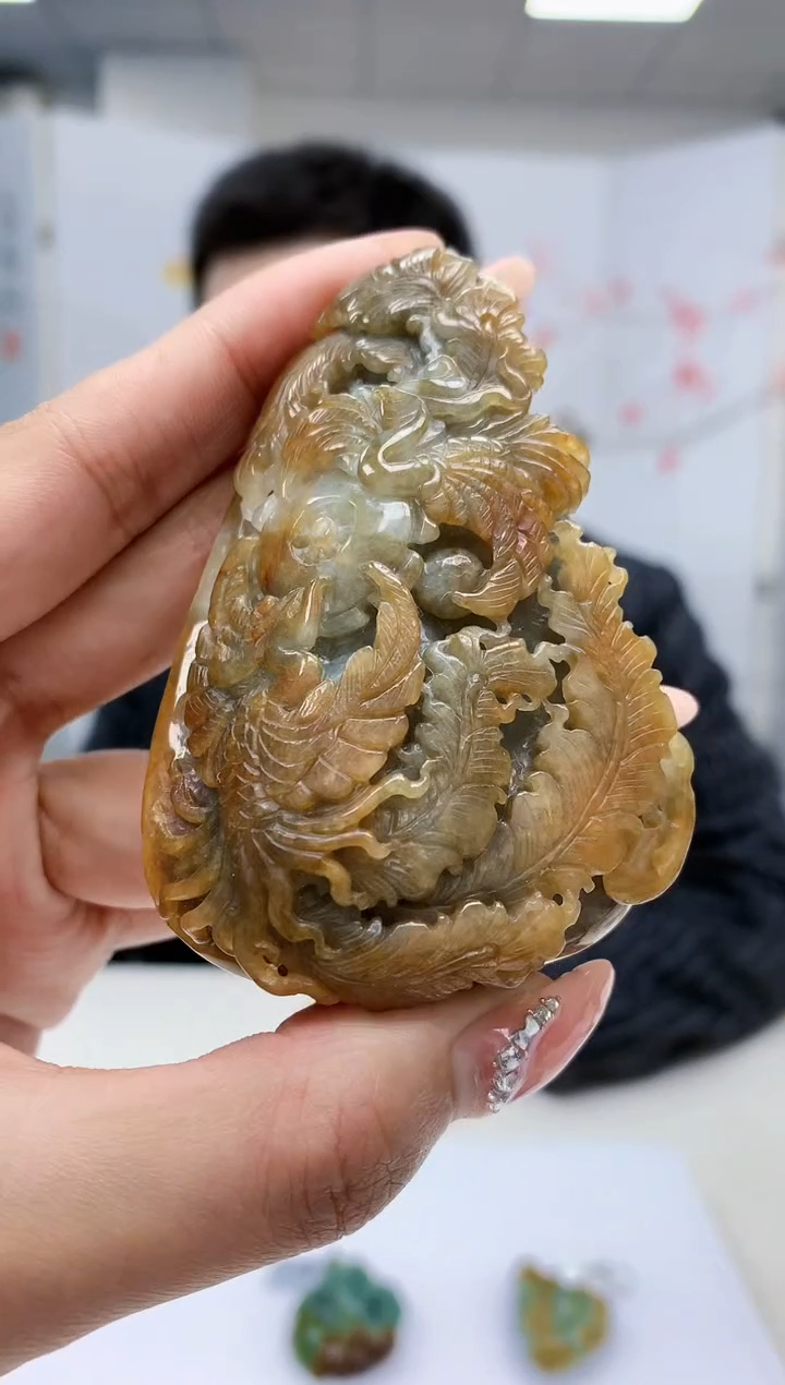 【闪购商品】定制翡翠未镶嵌5153MM-毛货挂件76