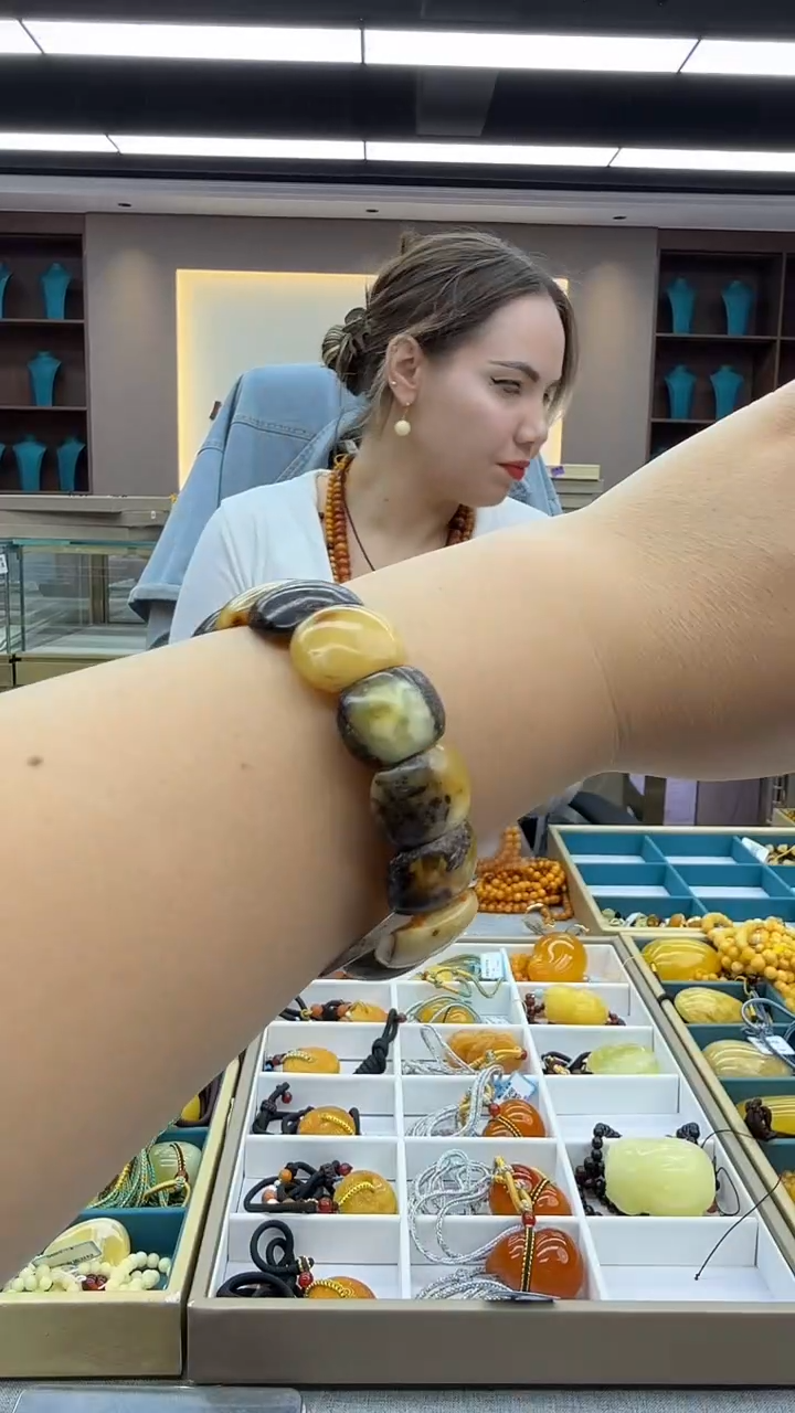 手链琥珀未镶嵌75秒拍号 假一罚三 