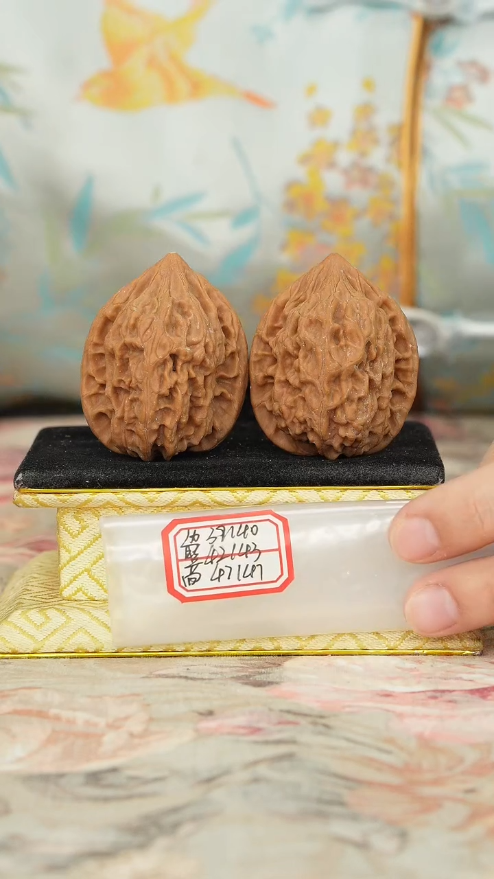 【闪购商品】文玩核桃把件鸡心有修