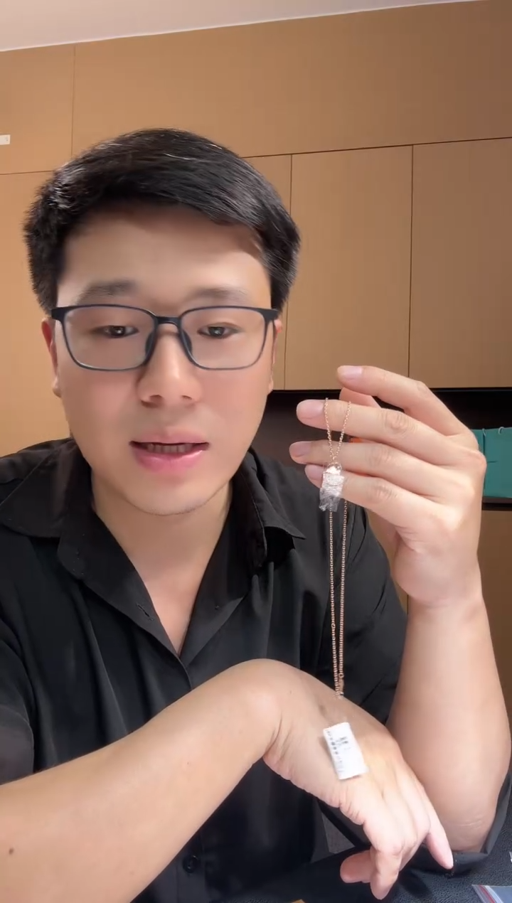 【闪购商品】钻石套链18K金镶嵌k玫康康包套链GHJ