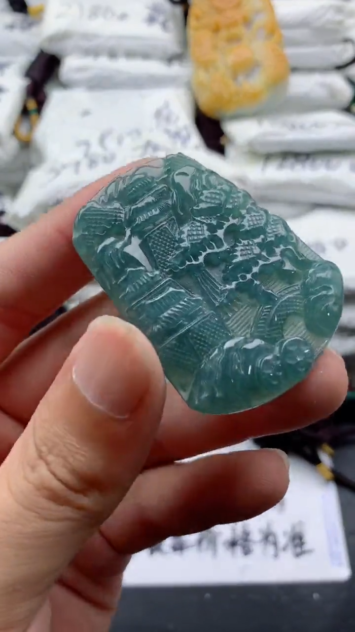 翡翠未镶嵌颈饰88888888