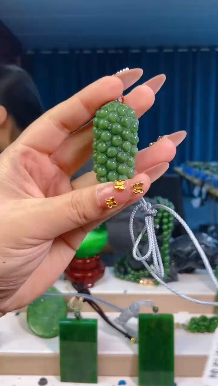 【闪购商品】和田玉挂件未镶嵌1