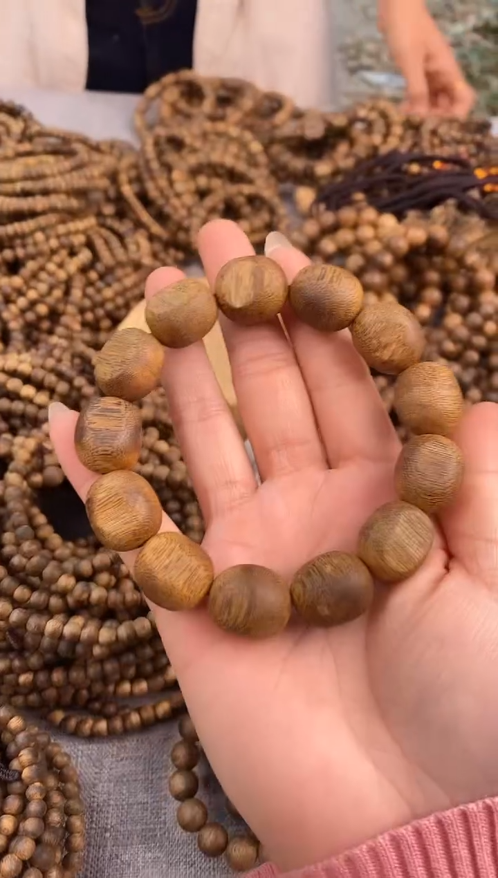 【闪购商品】沉香手串随型留疤单圈棋楠手串#18多样性发一