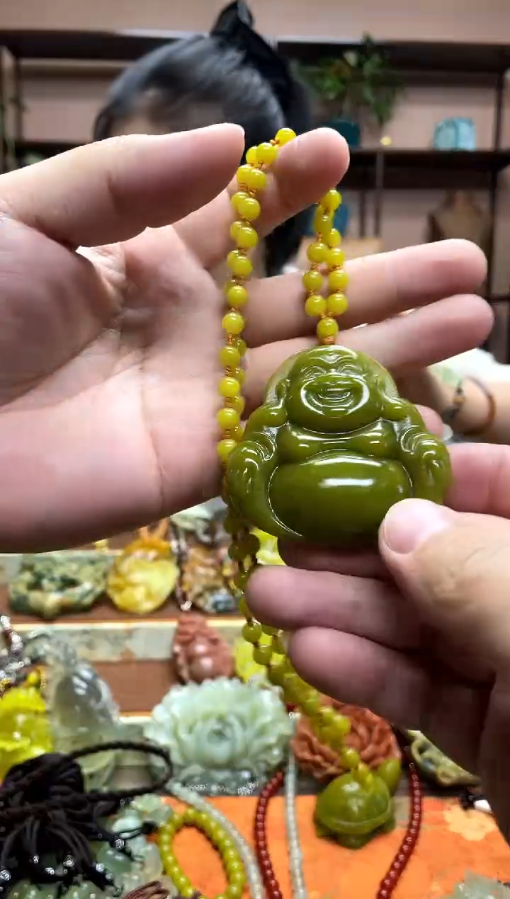 未镶嵌岫玉吊坠·