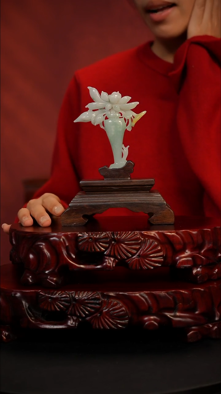 未镶嵌摆件翡翠黄加绿花瓶