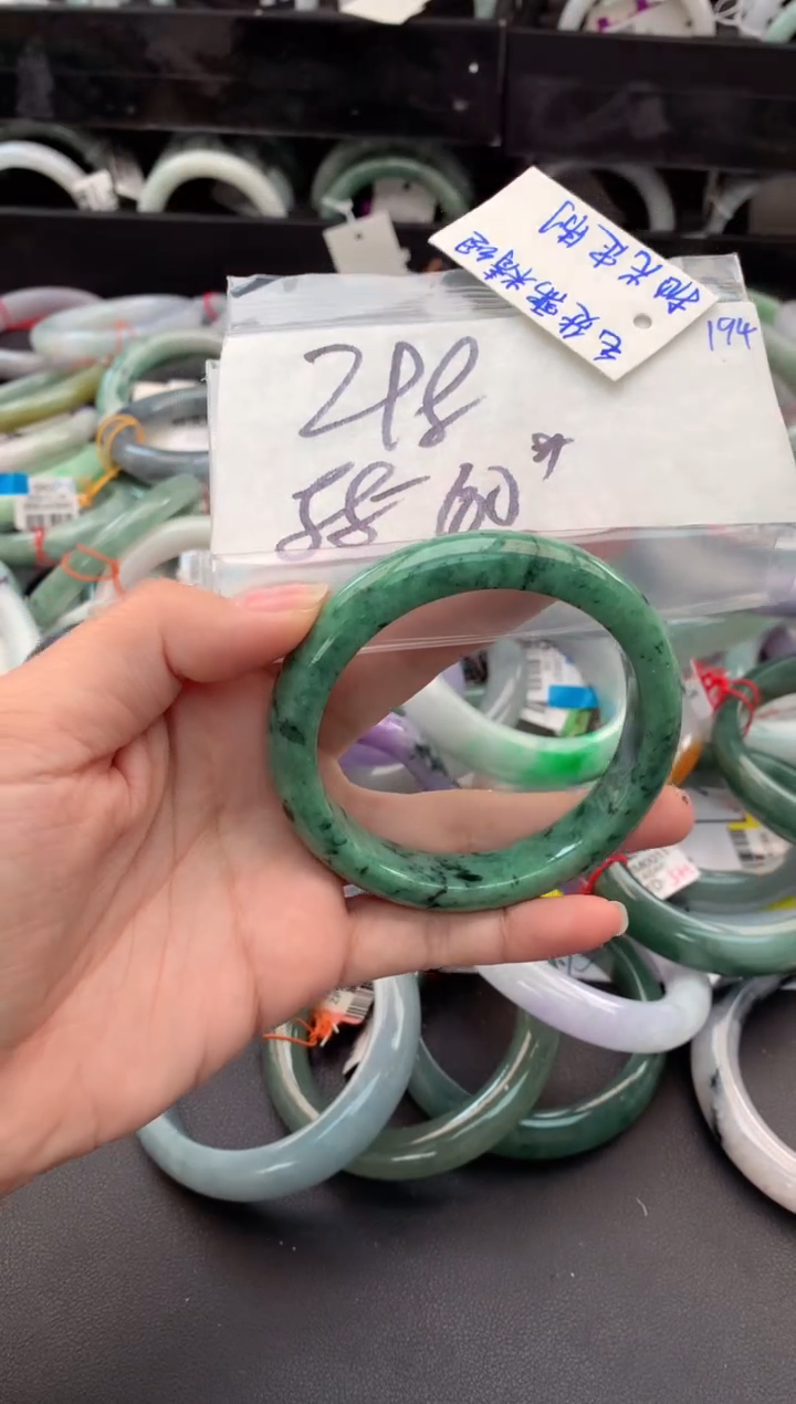 【闪购商品】定制翡翠未镶嵌毛货需精细抛光+多人