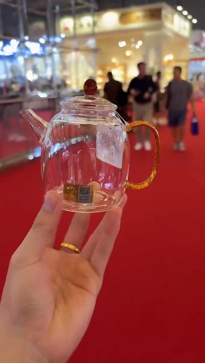 禾器-宴臣壶-琥珀色